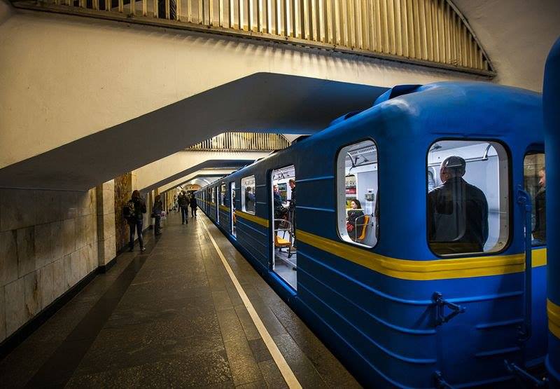 Картинки по запросу Доставка еды метро киев