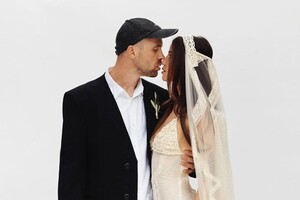 Надя Дорофєєва та Міша Кацурін таємно одружилися і показали перші фото з весілля