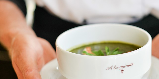 Хит продаж: крем-суп со шпинатом и лососем