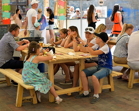 В Киеве прошел 11 фестиваль Уличной Еды. Фотоотчет