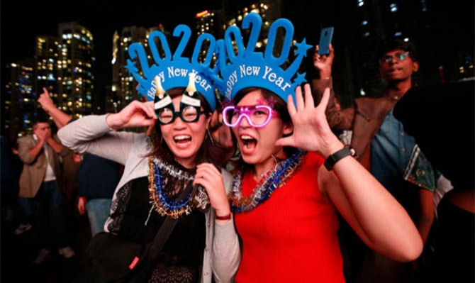 Как встречали Новый год во всем мире. ФОТО фото 10