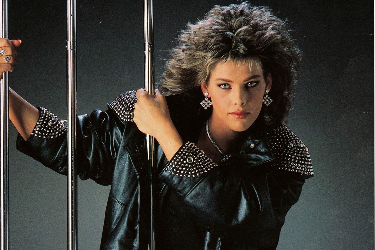 C c catch фото. Певица 80х Елена. Каролина в 90-х фото. Певица Австрия 80х Zara. СС певица 80-х календарик.