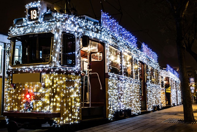 На Подоле в дни каникул будет работать Сказочный трамвайчик