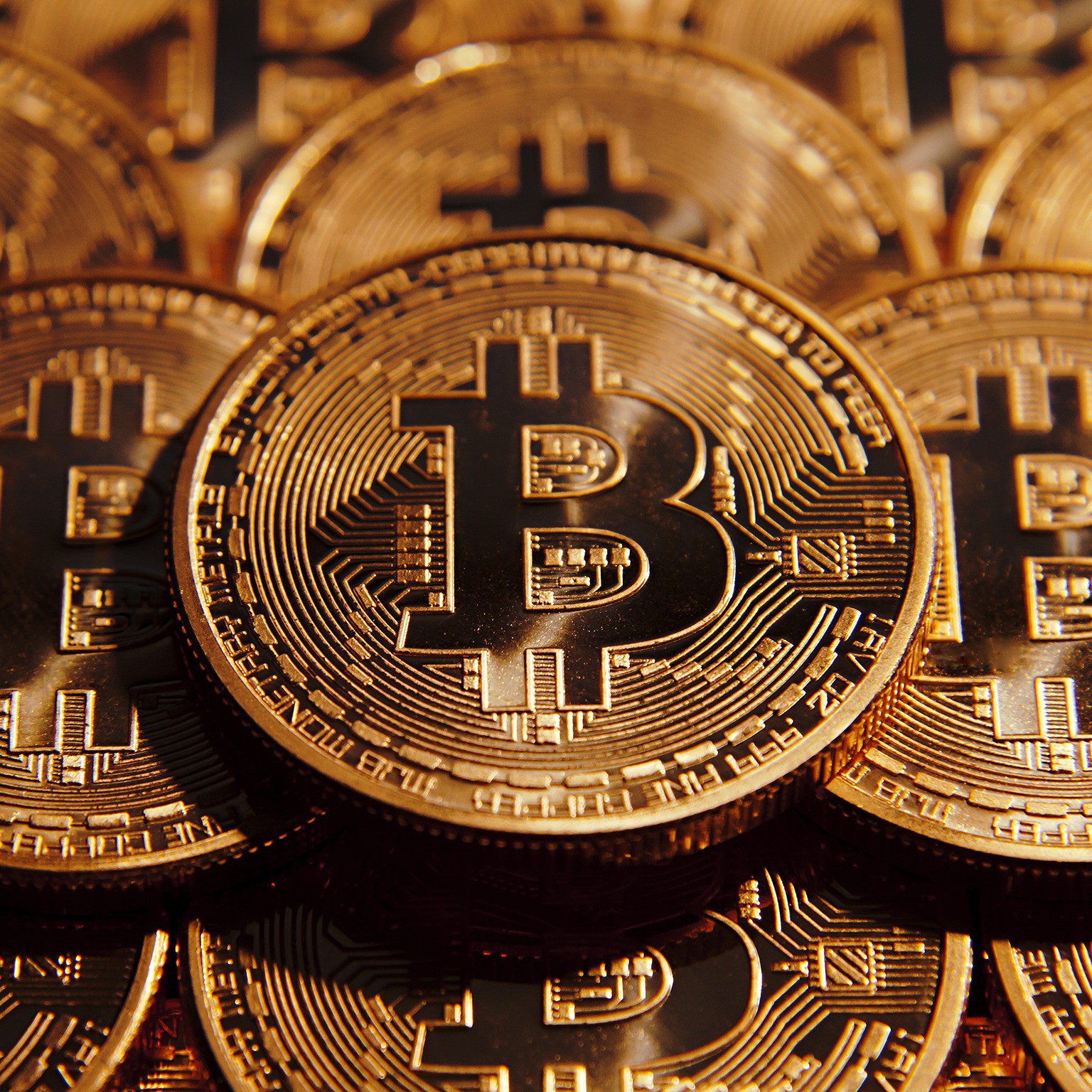 Курс Bitcoin побил исторический максимум. Скоро криптовалюта захватит мир