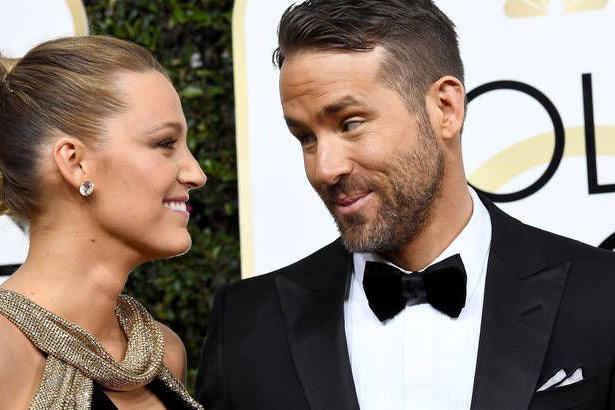 Райан Рейнольдс снова пошутил над своей женой. Он выложил ее фото без фильтров