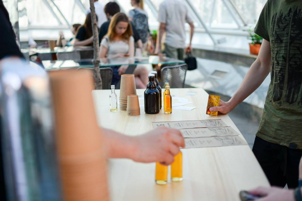 В Киеве открылся бар с ценами ниже, чем в «Белом наливе»