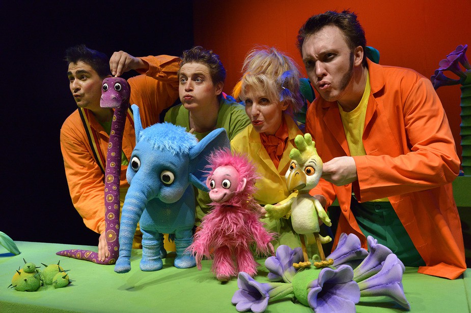 В столичных парках будут бесплатно показывать спектакли: программа