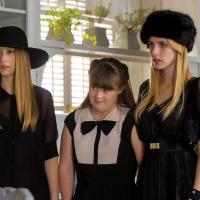 Для уютных вечеров: 13 новых сериалов сентября