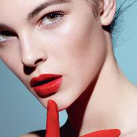 Быть яркой, как осень: BROCARD представил декоративную косметику Giorgio Armani Beauty