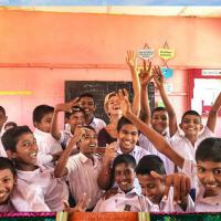 Океан, пальмы и дети: как 19-летняя киевлянка уехала преподавать на Шри-Ланку