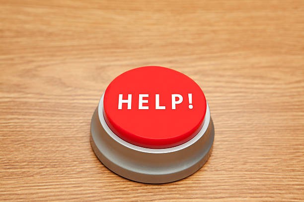 На остановках Киева теперь можно быстро вызвать скорую