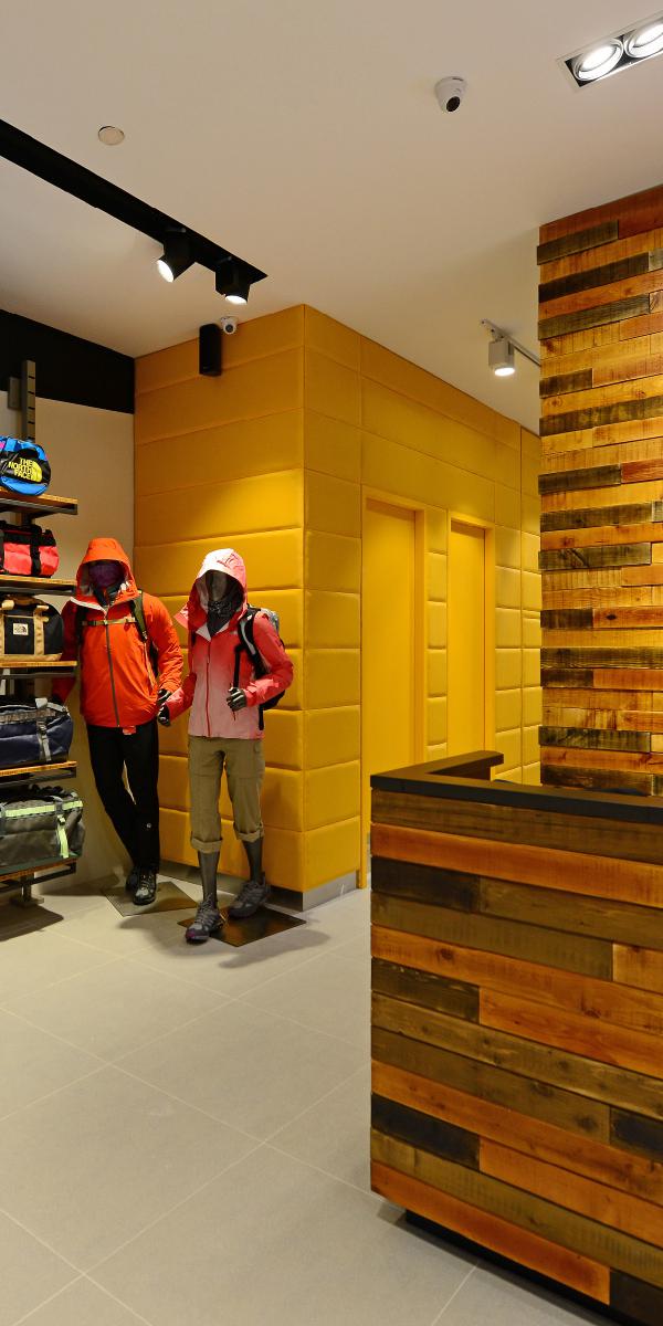 В Украине откроют магазины известного бренда The North Face