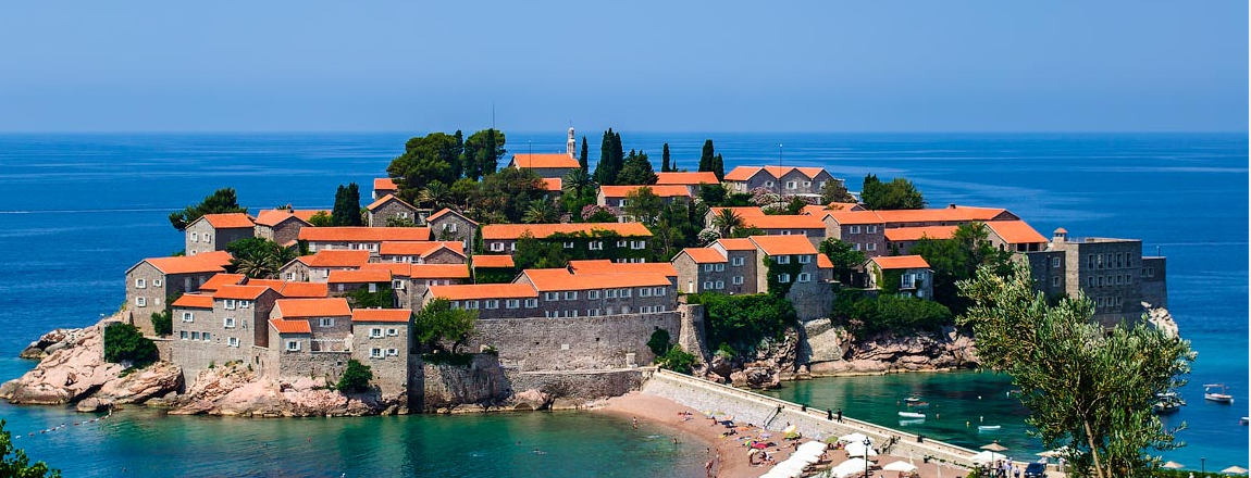 Планируем заранее летний отпуск: Черногория, Израиль, Чехия или Албания?