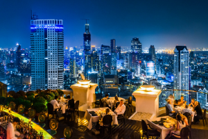 Где отметить День влюбленных: 10 удивительных ресторанов мира для идеального праздника