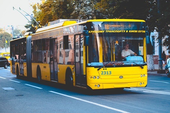 На дорогах Киева появится 400 новых трамваев, троллейбусов и электробусов