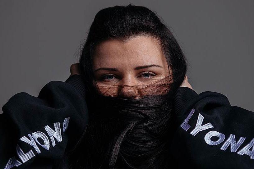 О рэп-певице alyona alyona написал американский Vogue