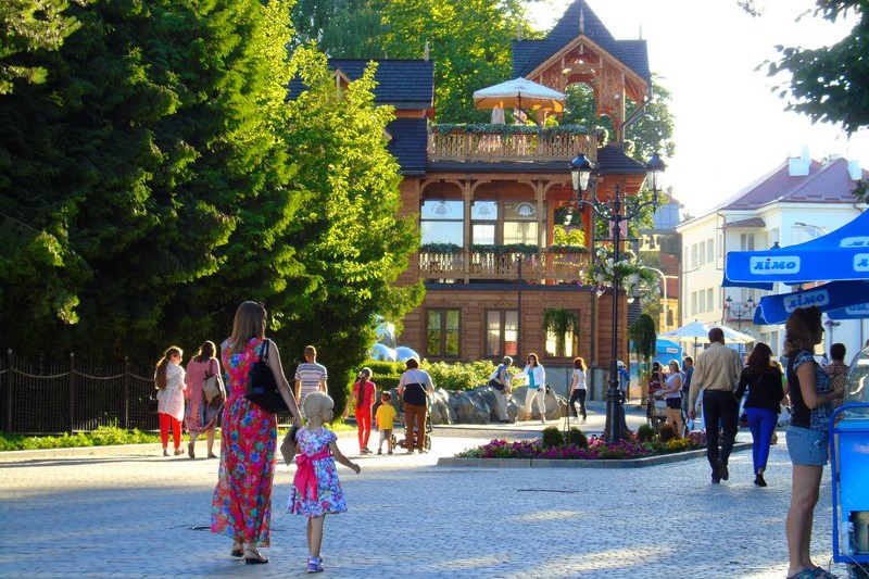 Санатории Трускавца — лучшее место для летнего отдыха и оздоровления