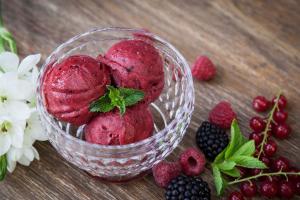 Пора охладиться! 8 заведений Киева, где можно попробовать сорбет