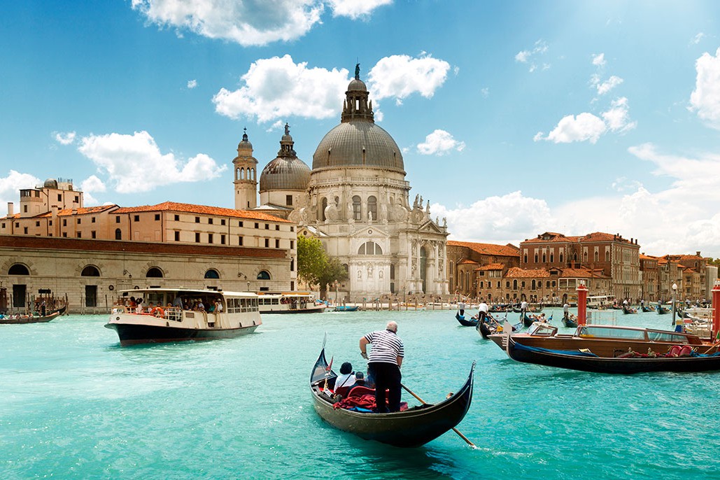 За посещение Венеции с туристов начнут взимать налоги