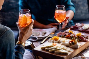 По коктейлю на летке? Киевские коктейль-бары с уютными летними площадками