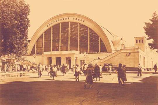 В Киеве проведут бесплатную винтажную барахолку в память о Сенном рынке