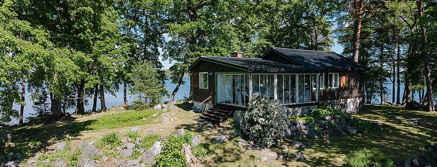 Творческие люди могут бесплатно пожить на приватном острове в Швеции