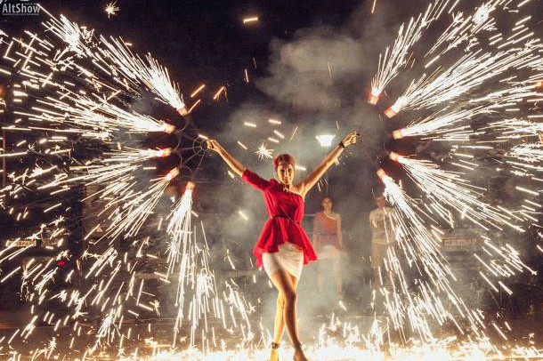 В Гидропарке устроят бесплатное огненное шоу