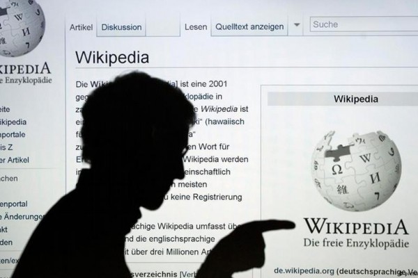 В работе популярной интернет-энциклопедии «Википедия» произошел сбой