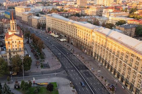 В Киеве на Крещатике на все выходные перекрыли движение транспорта