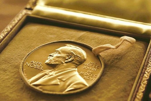 Нобелевскую премию получила писательница с украинскими корнями