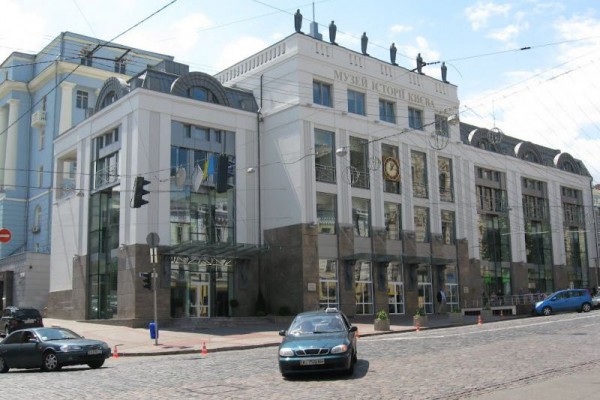 В Музее истории Киева откроют выставку живописи, где можно увидеть энергетику света