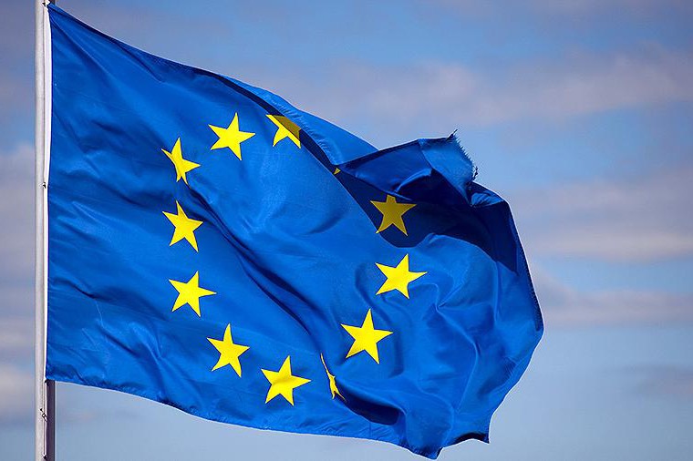 Украинцы стали лидерами по количеству разрешений на проживание в ЕС