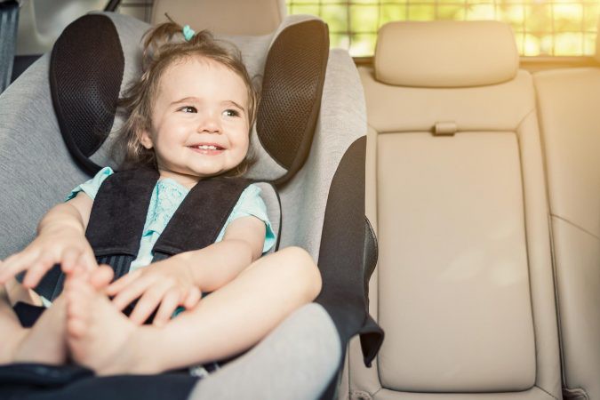 В Украине начнут штрафовать за перевозку детей без автокресел