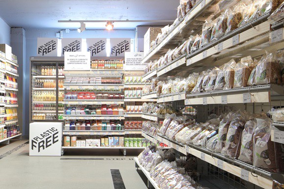Greenpeace назвал 5 способов, как торговые сети могут избавиться от пластика уже сейчас
