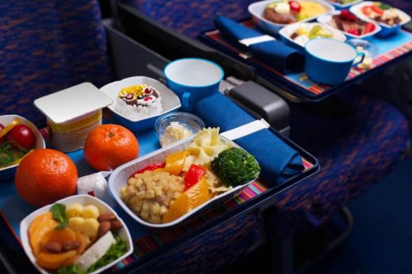 «Укразлизныця» ищет нового оператора по питанию, медиаконтенту и доставке экспресс-отправлений