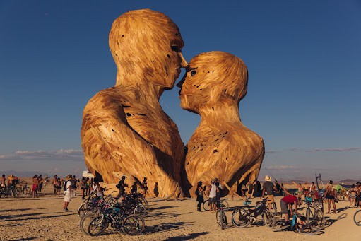 В столице расскажут, как подготовится к фестивалю «Burning Man» и выжить в пустыне