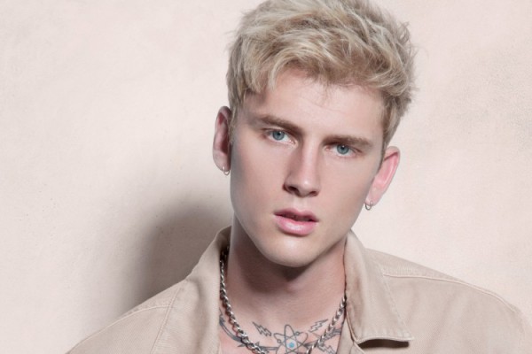 На музыкальном фестивале UPark 2020 выступит американский рэпер Machine Gun Kelly