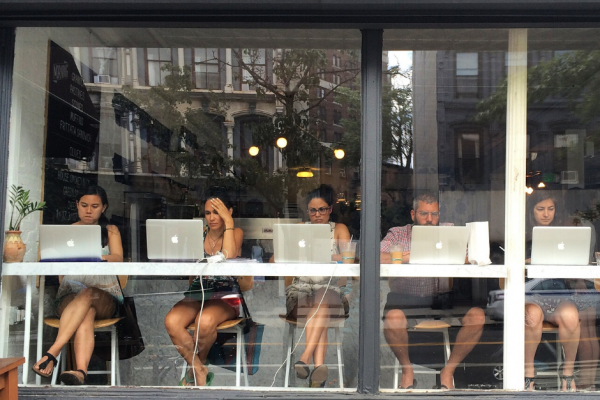 Давайте обсудим: можно ли работать в кафе без заказа