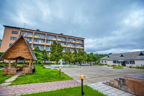 Украинцы на карантине в Новых Санжарах показали условия в санатории. Видео