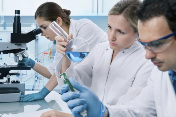 Французские ученые исследуют экспериментальное лечение против коронавируса