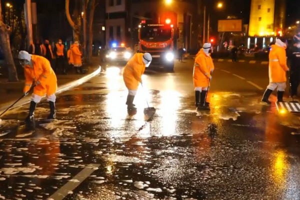 Спасибо работникам коммунальных служб: Google представил новый дудл