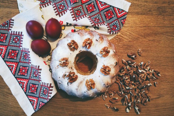Безглютеновая, творожная или с шампанским: простые и вкусные рецепты пасок от украинских шефов