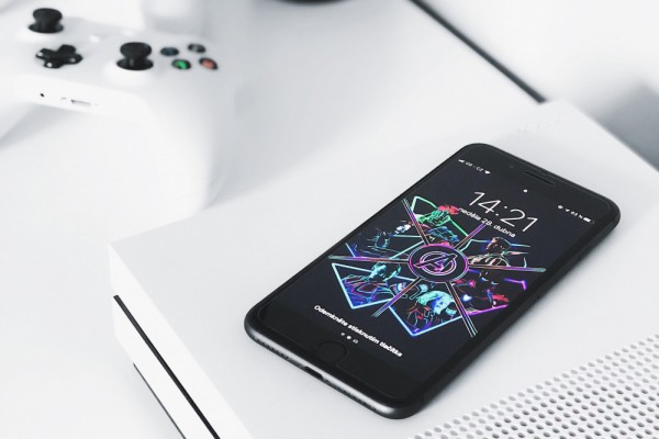 Развлеки себя: новые игры для смартфона, которые вышли в апреле