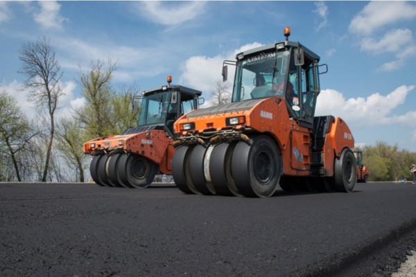 В Украине на ремонт дорог в этом году выделят более 100 миллиардов гривен