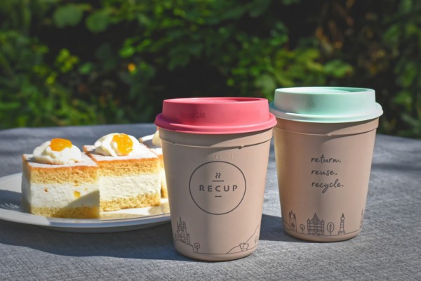 Карантин в Киеве: при каких условиях могут работать МАФы, парикмахерские и салоны красоты