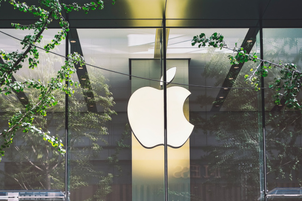 Компания Apple планирует открыть офис в Киеве