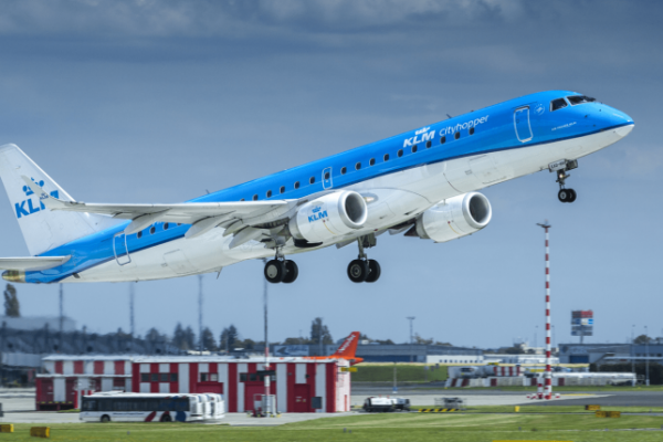 Авиакомпания  KLM планирует запустить рейсы из Амстердама в Киев в июле