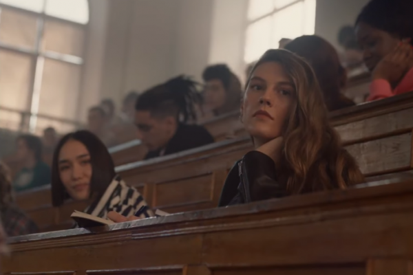 Итальянская компания Diesel сняла в Киеве клип о девушке-трансгендере