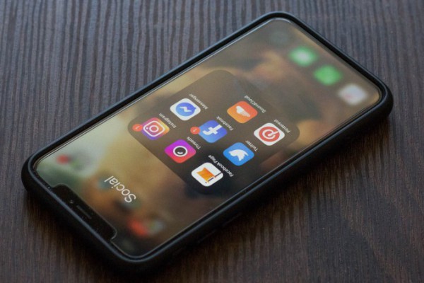 Apple планирует переименовать iPhone и iOS уже в ближайшее время