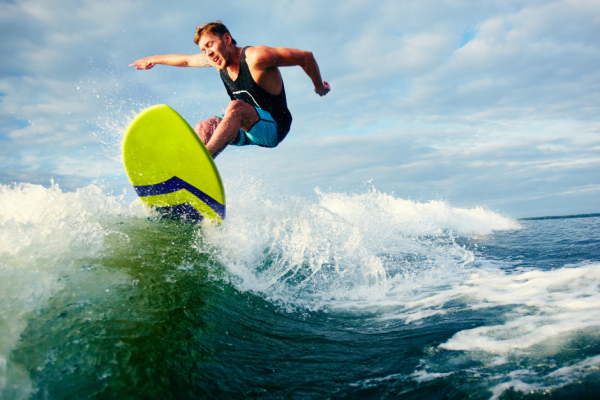 5 необычных видов водных развлечений в Киеве